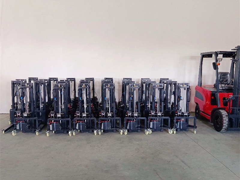 Pallet Stacker for Dockless Vehicle Loading and Delivery Routes