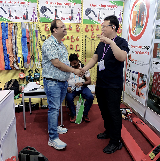 lifting equipment exhibition display19