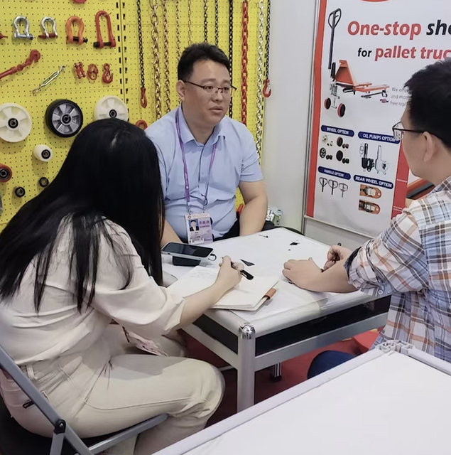 lifting equipment exhibition display20